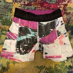 Lululemon spandex shorts